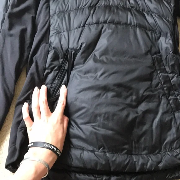 LULULEMON PULLOVER QUILTED JACKET - Picture 2 of 10